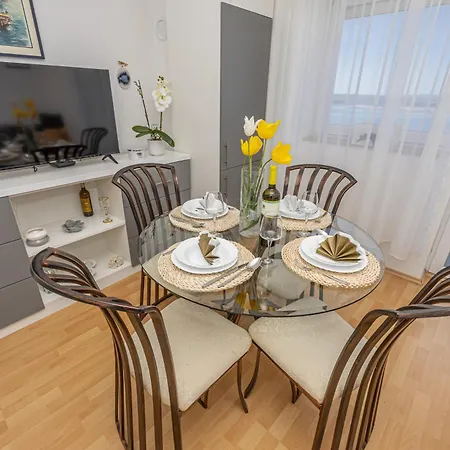 Casa Apartment *